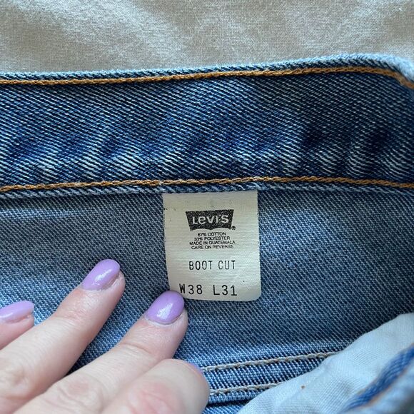 Vintage Levi's 517 Medium Wash Women's Bootcut Jeans Size 38 x 31 - Picture 2 of 13